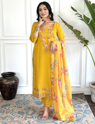Trijal Fab Women Kurti Pant Dupatta Set