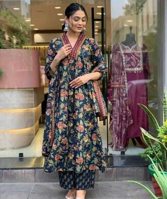 VASTRIQUE Women Kurta Palazzo Dupatta Set