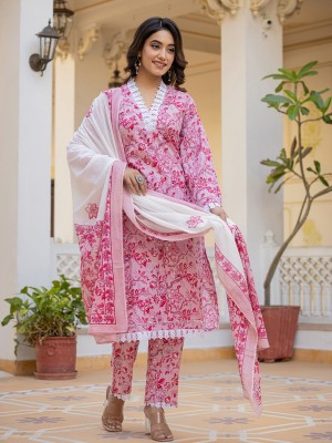 Yufta Women Kurta Pant Dupatta Set