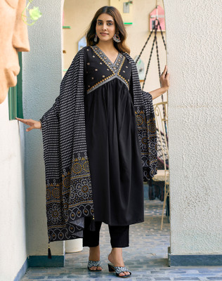 Skylee Women Kurta Pant Dupatta Set