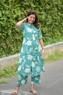 DesiRunway Women Kurta Pant Set