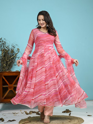 zebaish Women Kurti Pant Dupatta Set