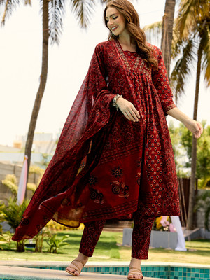 Ishin Women Kurta Palazzo Dupatta Set
