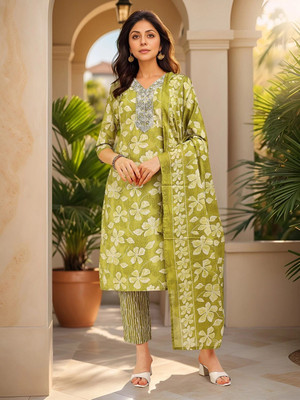 Banwaree Women Kurti Pant Dupatta Set