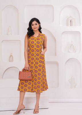 Myaza Women Floral Print A-line Kurta(Yellow)