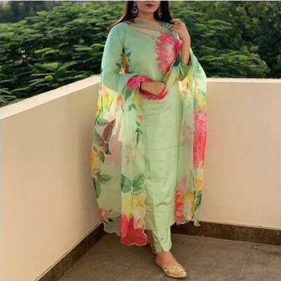 Naveerafashion Women Kurti Pant Dupatta Set
