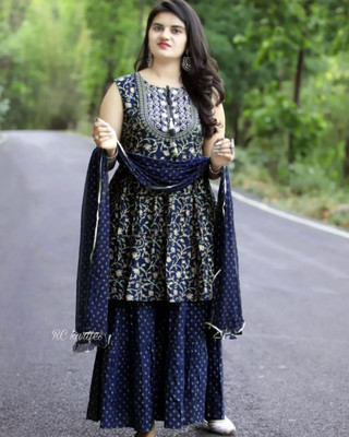 AnviTextile Women Kurta Sharara Dupatta Set