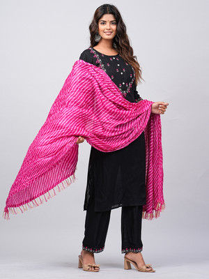IRAKSU Women Kurta Pant Dupatta Set