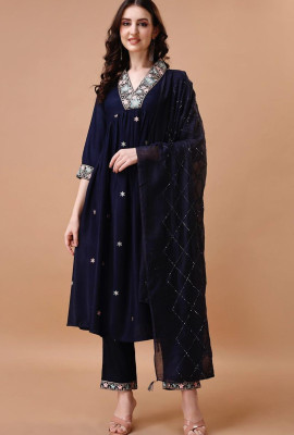 Varamya Women Kurta Pant Dupatta Set