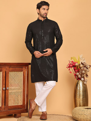 Jompers Men Embroidered Straight Kurta(Black)