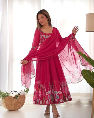 VCREATION Women Kurta Pant Dupatta Set