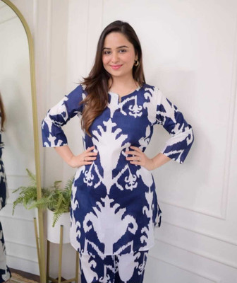 Sanjh Women Kurta Pant Set