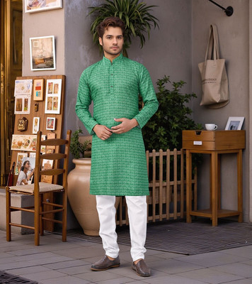 Outluk Men Embroidered Straight Kurta(Green)