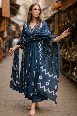Priyashi Women Kurti Pant Dupatta Set