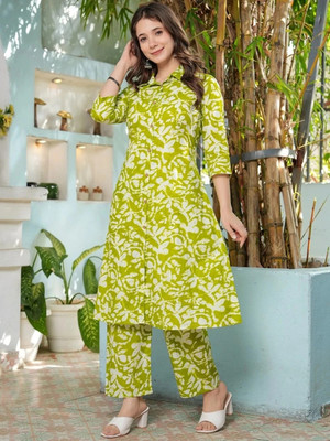 Sarpish Women Kurta Palazzo Set
