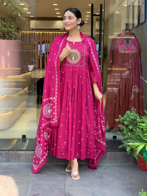 Nermosa Women Kurta Pant Dupatta Set