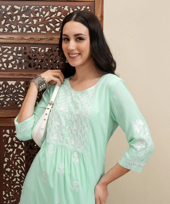 Vishudh Women Kurta Pant Set