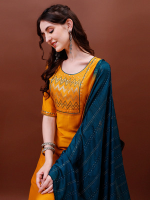 Youthnic Women Kurta Pant Dupatta Set