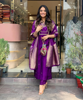 Divastri Women Kurta Pant Dupatta Set