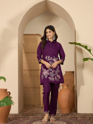 Sangria Women Kurta Pant Set