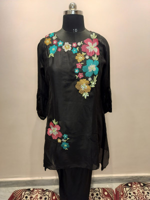 Opple Clothing Women Kurti Pant Set