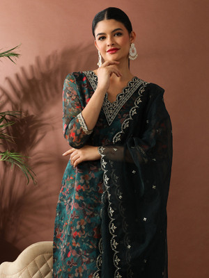 AVANSHEE Women Kurta Pant Dupatta Set