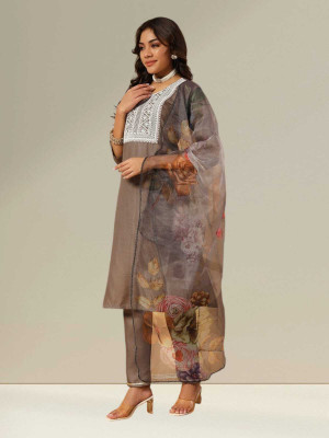 BHUMIKA CREATION Women Kurta Churidar Dupatta Set