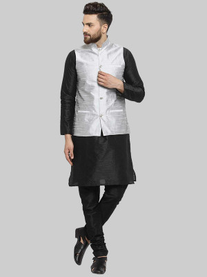 Royal Kurta Men Kurta Churidar Ethnic Jacket Set