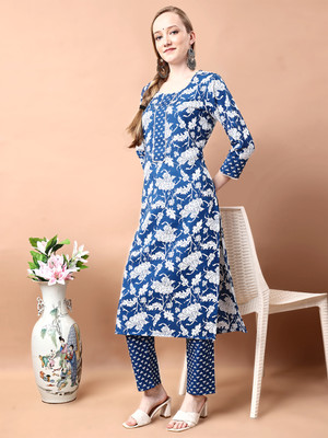 santopera Women Kurta Pant Set