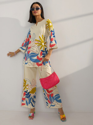 LIBAS Women Kurti Pant Set