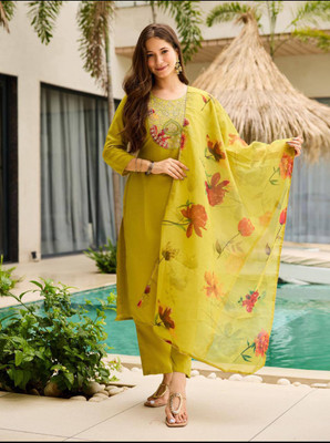 RANGTARA Embroidered Kurta, Trouser/Pant & Dupatta Set