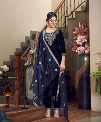 Skylee Women Kurta Pant Dupatta Set