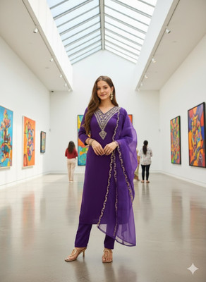 Lavyaa fashion Women Kurti Pant Dupatta Set