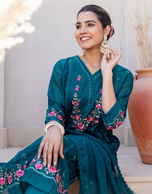 Divastri Women Kurta Pant Dupatta Set