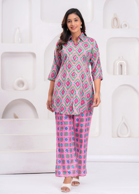 ZOYA GAARMENTS Women Kurti Pant Set