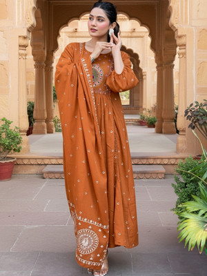NAVLIK Women Kurta Pant Dupatta Set