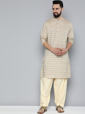 Malhaar Men Kurta Pyjama Set