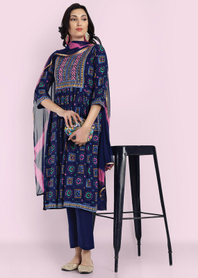 anushansa Women Kurta Pant Dupatta Set