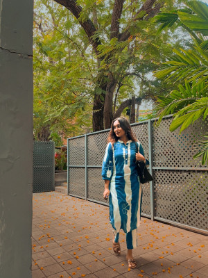 Tasrika Women Kurta Pant Set