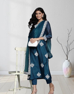 PILUDI Women Kurti Pant Dupatta Set