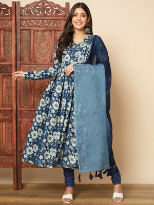VBUYZ Women Kurta Pant Dupatta Set
