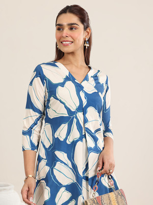 LIBAS Women Kurti Pant Set