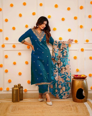 PILUDI Women Kurta Pant Dupatta Set
