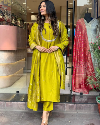 shankhpushpi Embellished Kurta, Trouser/Pant & Dupatta Set