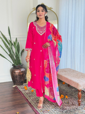 ZAVYAA Women Kurti Pant Dupatta Set