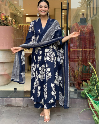 Divastri Women Kurta Pant Dupatta Set