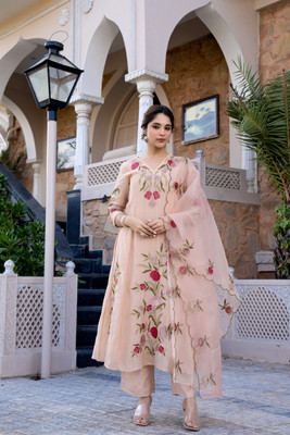 WOOMN Women Kurta Pant Attached Dupatta Set