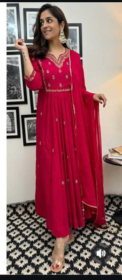 FIRSTFAB FASHION Women Kurti Pant Dupatta Set