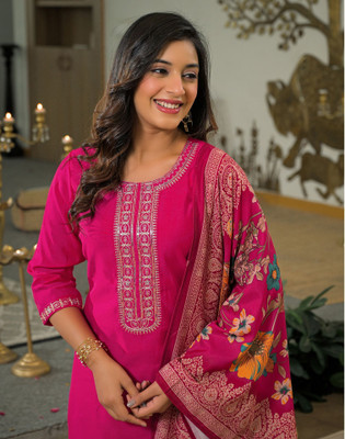 Skylee Women Kurta Pant Dupatta Set