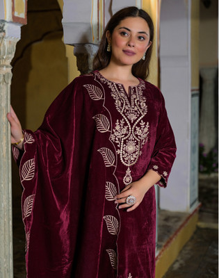 Skylee Women Kurta Pant Dupatta Set
